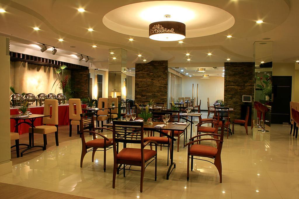 O Hotel Bacolod Exterior foto